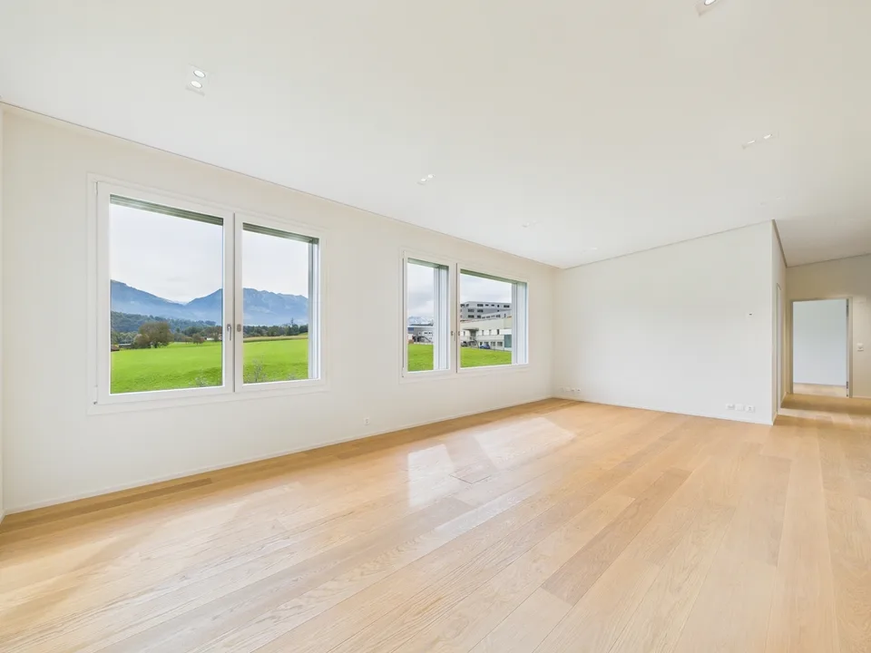 Moderne Gewerbefläche mit Weitblick – Foto 8 von 13