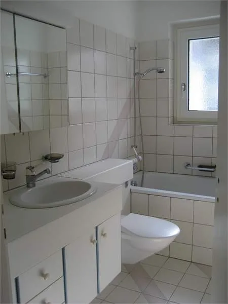 Helle 2-Zimmer Wohnung in unmittelbarer Nähe zum Kantonsspital Aarau
