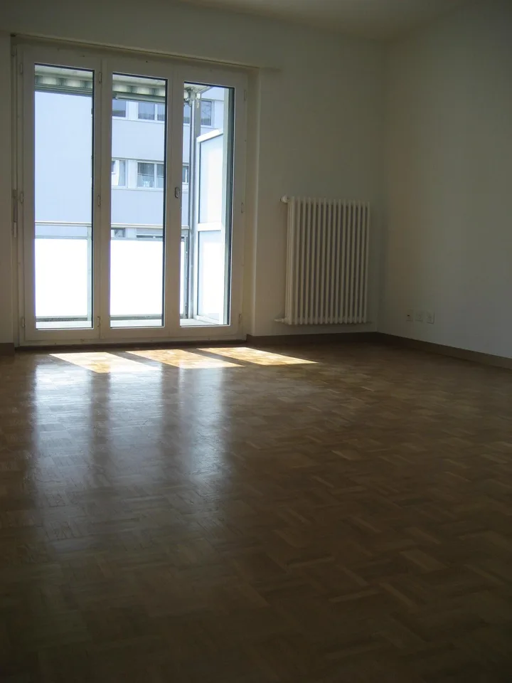 Helle 2-Zimmer Wohnung in unmittelbarer Nähe zum Kantonsspital Aarau