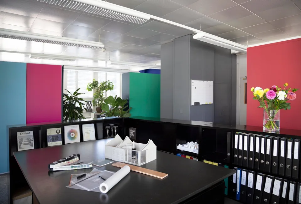 Spacious office with private tea kitchen in Winterthur-Grüze