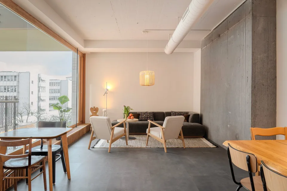 Zürich | Private Suite mit Bad : All-inclusive Coliving | TomoDomo Banyan