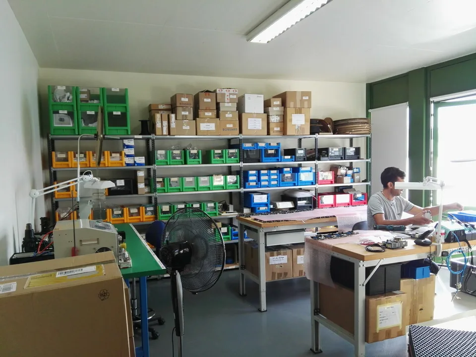 Werkstatt/Büro in einer Gewerbezone in Préverenges