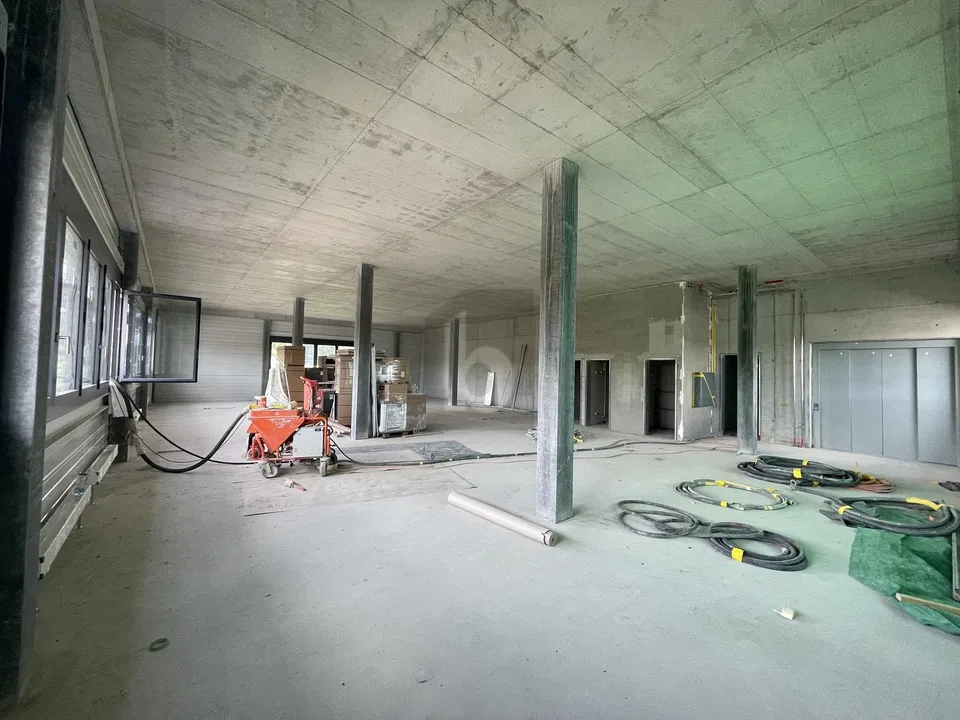 Progetto di costruzione nuovo di ufficio spazioso