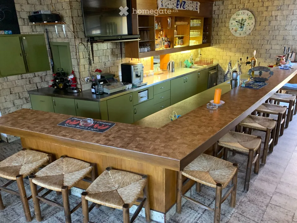 Furnished studio available immediately