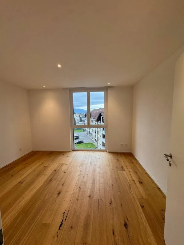Wunderschöne moderne 3.5 Zimmerwohnung