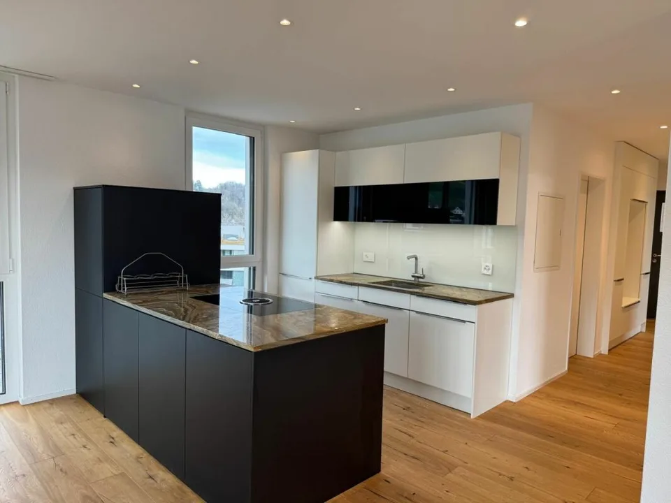 Wunderschöne moderne 3.5 Zimmerwohnung