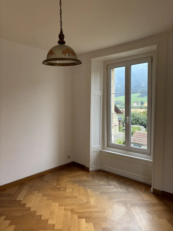 Appartement de 2,5 pièces à Travers