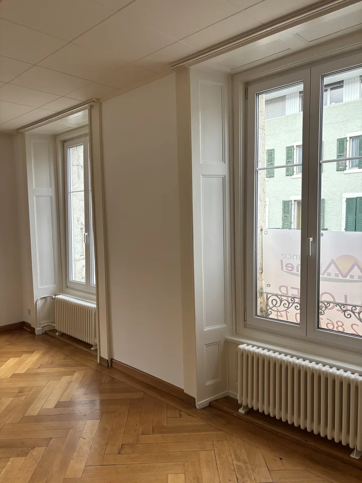 Appartement de 2,5 pièces à Travers