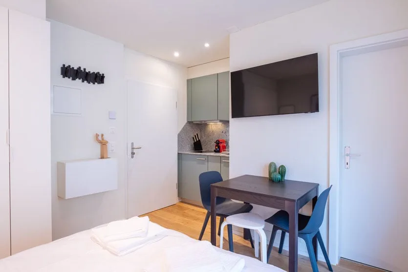 Charmantes Studio-Apartment mit Balkon in Zürich-Seefeld