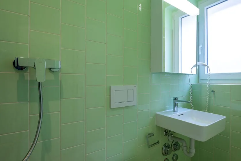 Charmantes Studio-Apartment mit Balkon in Zürich-Seefeld – photo 13 sur 16