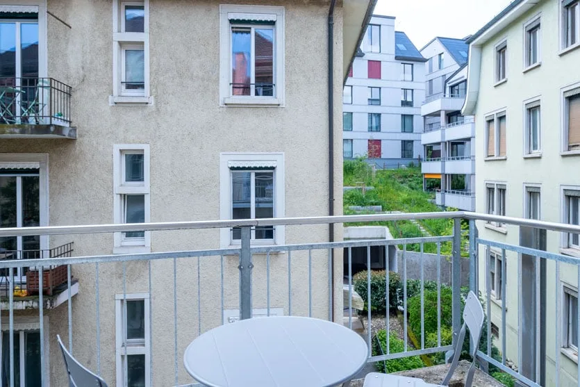 Charmantes Studio-Apartment mit Balkon in Zürich-Seefeld – photo 15 sur 16