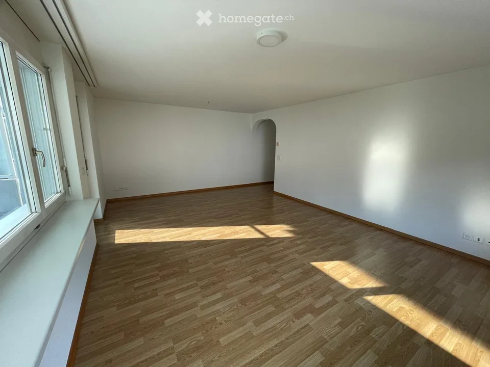 Appartement de 4,5 pièces lumineux avec grande terrasse dans un excellent emplacement