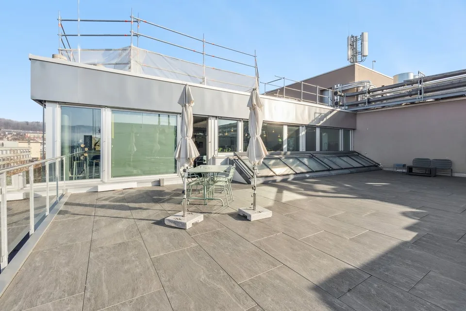 Uffici moderni con terrazza bella vicino a Hardbrücke