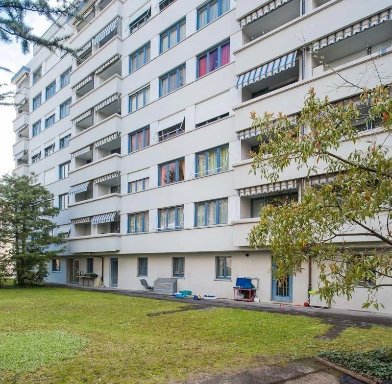 Vicino a Aeschenplatz e ancora in posizione tranquilla