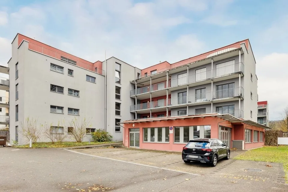 Attraktive Bürofläche mitten in Dübendorf zu vermieten!
