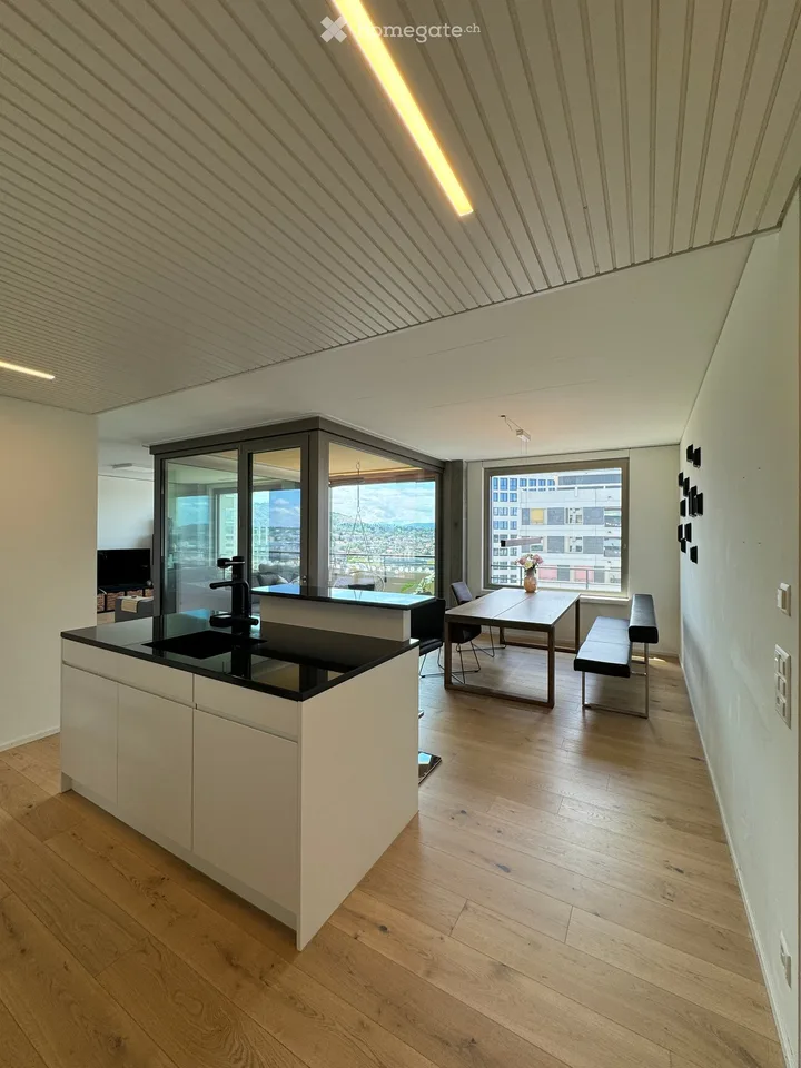 Moderne 3.5-Zimmer-Wohnung im 19.Stock mit Panoramablick inkl. Parkplatz im Wolkenwerk Oerlikon