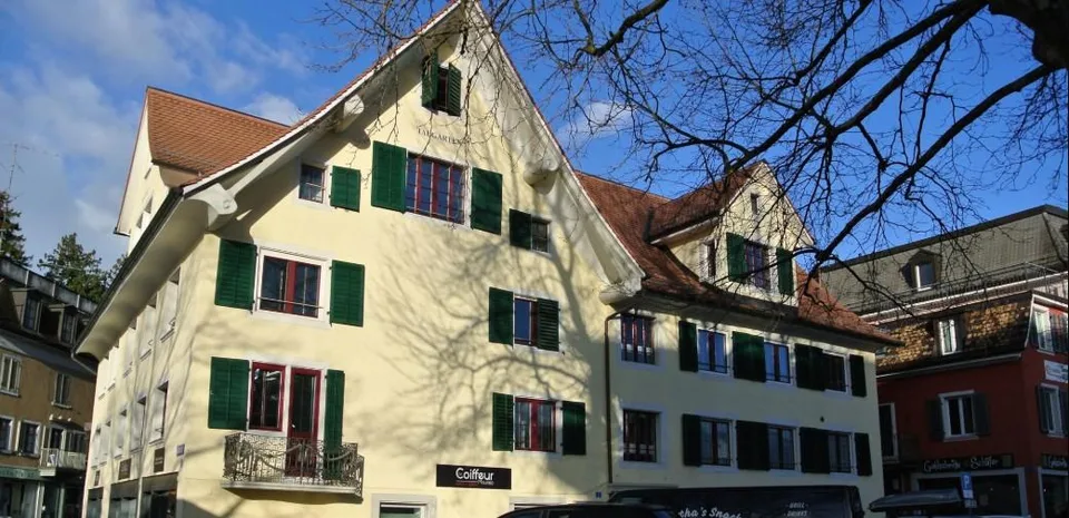 Top-Lage in Wädenswil: Flexibles Ladenlokal mit Teilungsoption