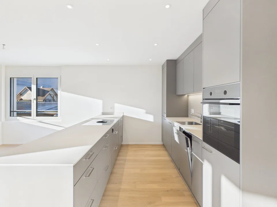 Ankommen & Wohlfühlen: 4.5-Zimmer-Neubauwohnung mit Balkon