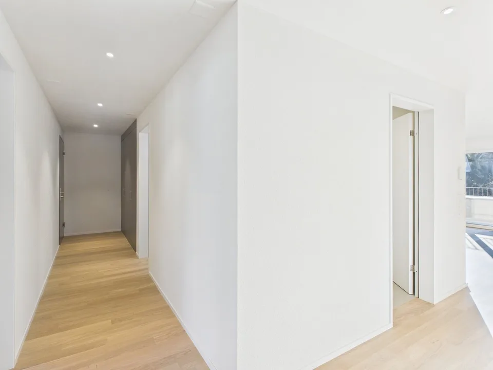 Ankommen & Wohlfühlen: 4.5-Zimmer-Neubauwohnung mit Balkon