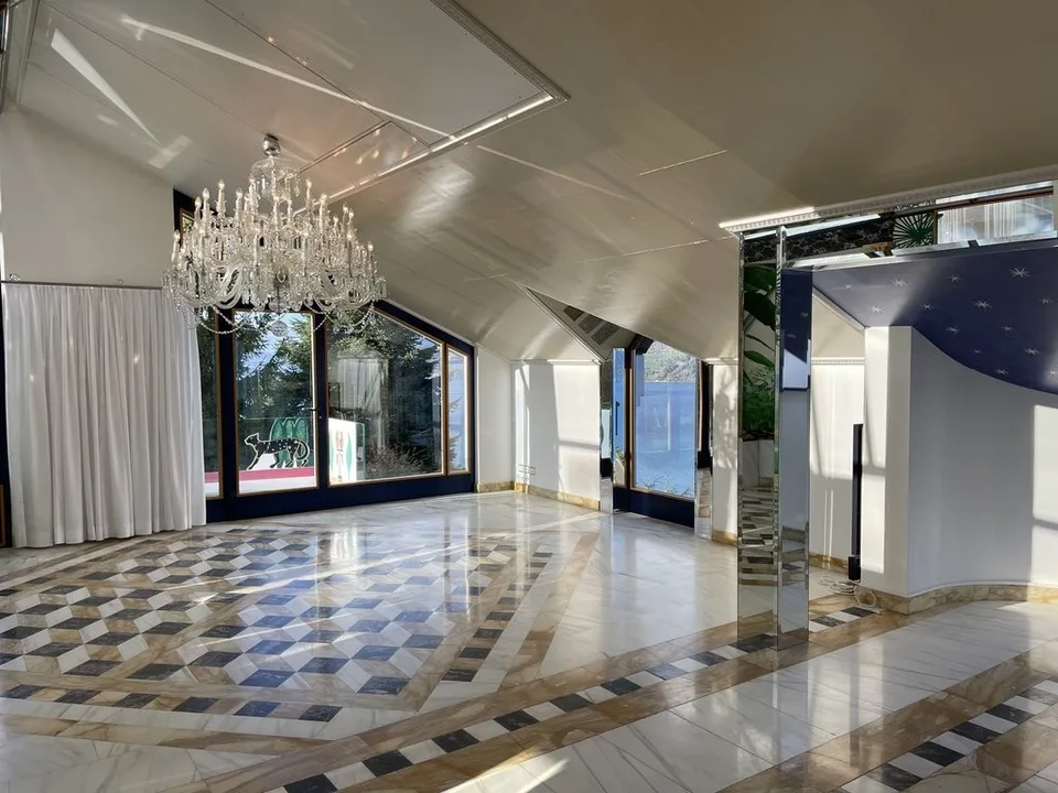 Exclusive Art Deco villa near Interlaken