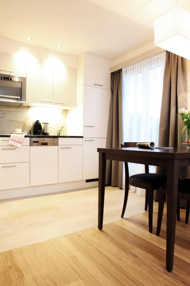 Studio Penthouse Apartment mit Balkon möbiliert in Zürich Seefeld