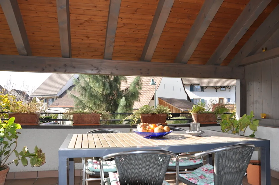 4.5 - Zimmerwohnung mit gedecktem Balkon im Dorfkern von Seltisberg!