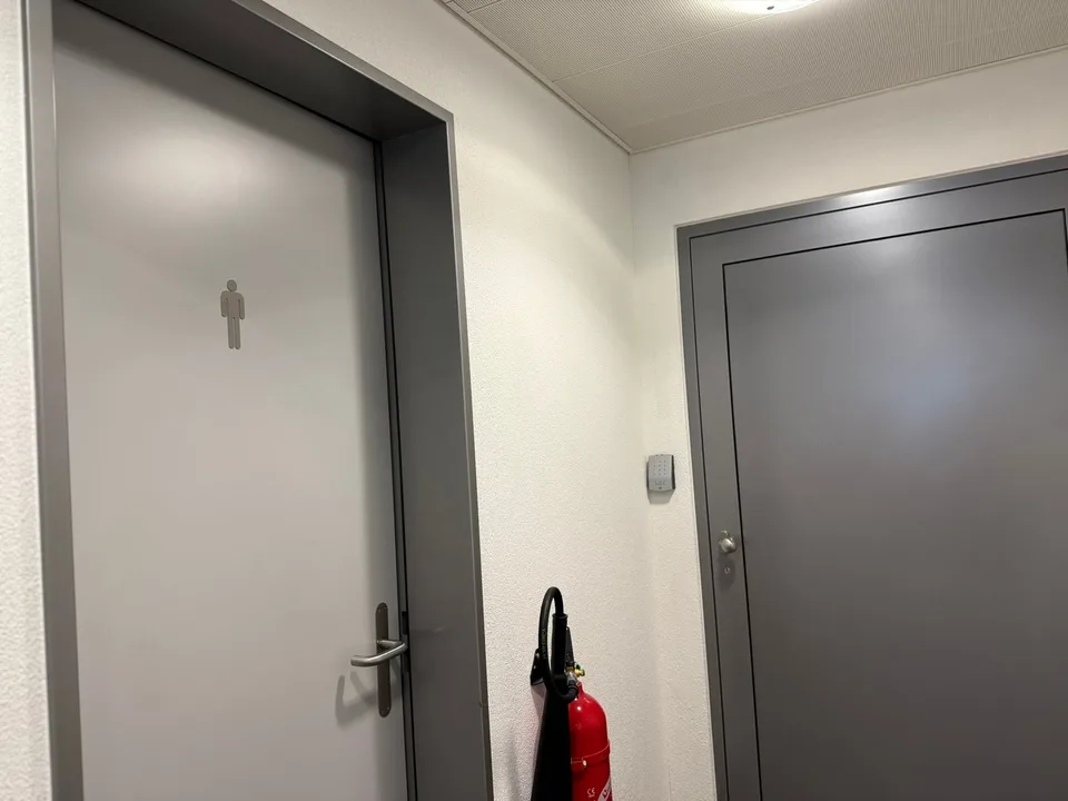 🏢 Modernes Coworking-Büro | 500 CHF/Monat | Chamerstrasse 176 Zug | Verfügbar ab sofort – Foto 10 von 23