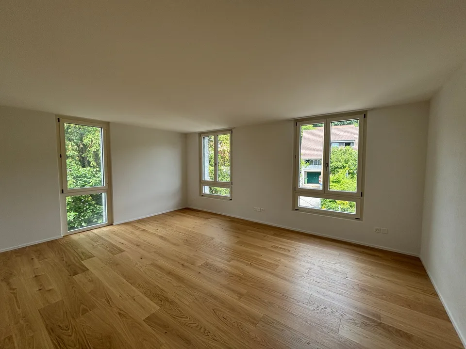 Appartement d'attique unique de 4,5 pièces dans le quartier préféré de Steingruben