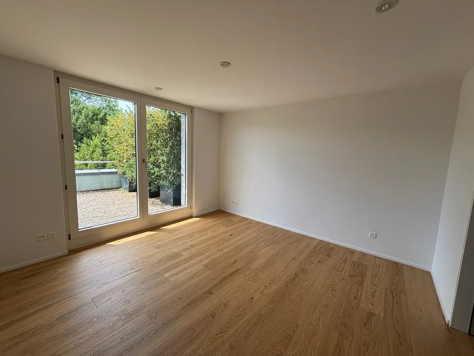 Appartement d'attique unique de 4,5 pièces dans le quartier préféré de Steingruben