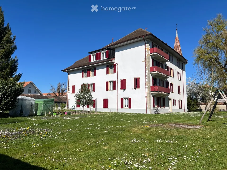 4,5 locali al 1° piano: Vivere nel castello!
