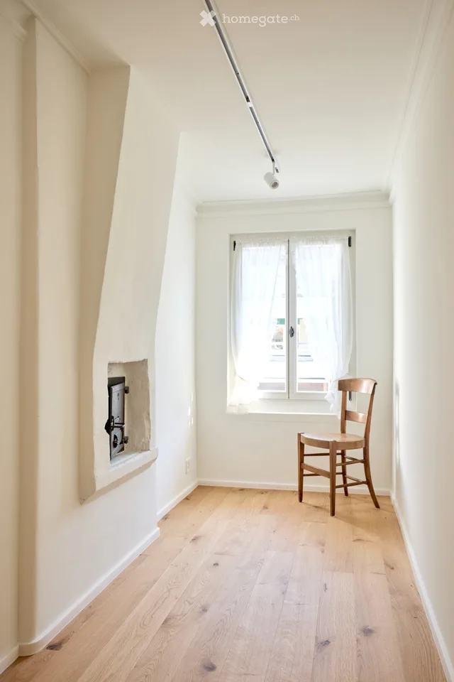 Historische 5.5-Zimmer Wohnung / Büroräume in Seewen SZ