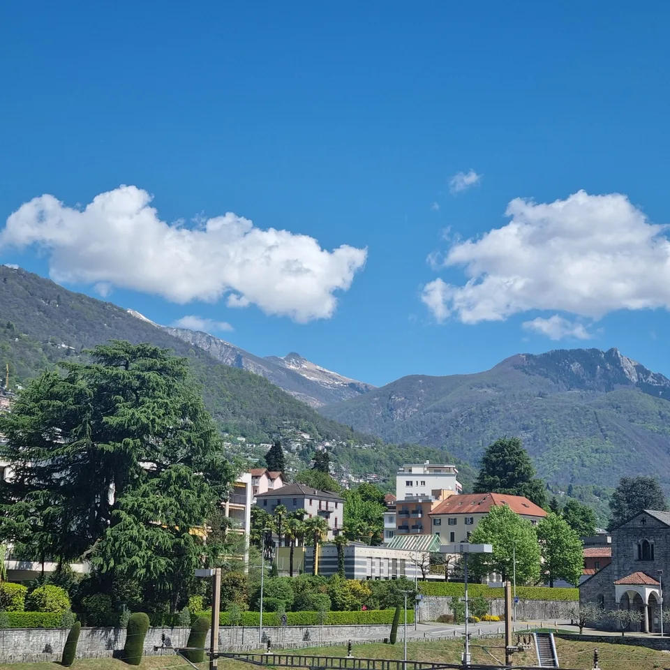 Affittasi luminoso appartamento di 3.5 locali
