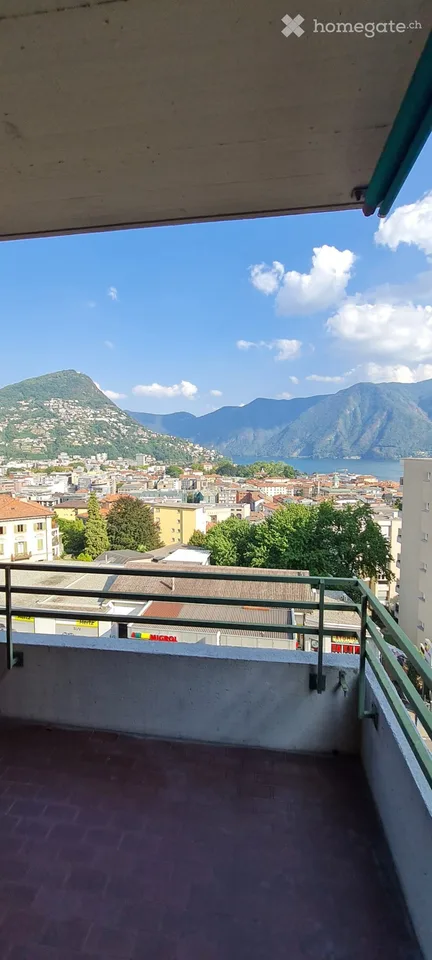 Appartement Lugano avec vue sur le lac à proximité de la gare