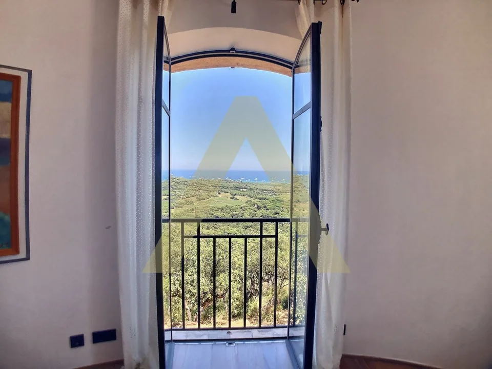Maison de charme avec vue imprenable sur la mer à Ramatuelle