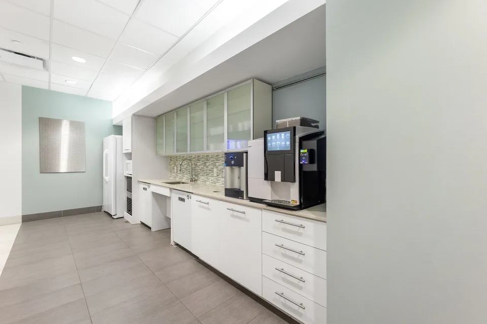 Ufficio privato per 2 persone a Regus Versoix Station Lakeside