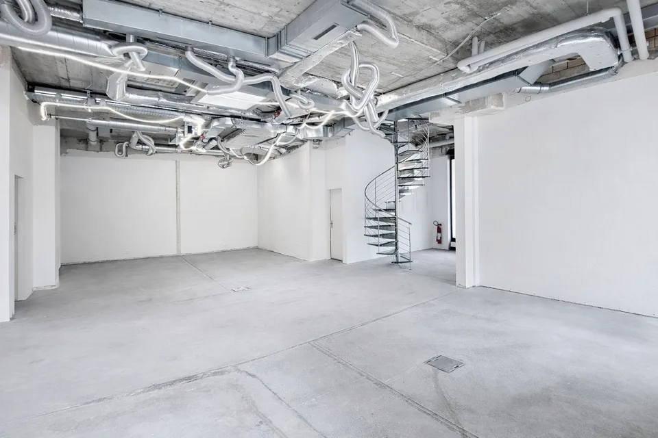 EG-Ladenlokal in unmittelbarer Nähe zu Denner - 207 m2! – Foto 7 von 11