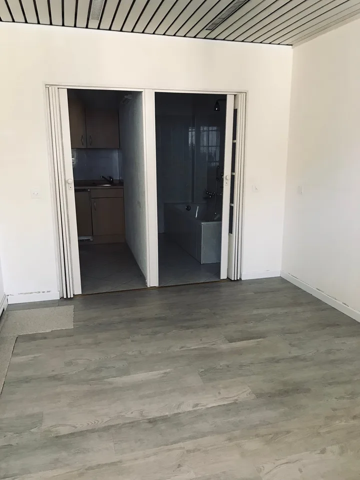 GROßES UND HELLES GEWERBEGEBIET - 165 m² – Foto 6 von 7