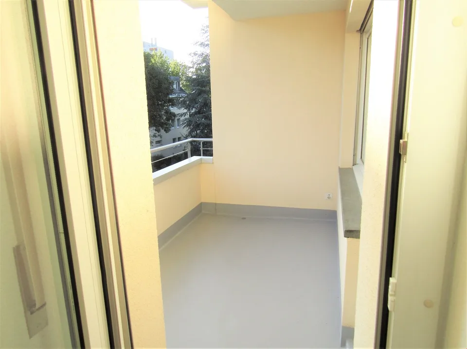 Helle 3-Zimmer-Wohnung mit Balkon in Allschwil – Foto 6 von 8