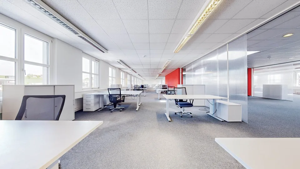 Espaces de bureau et commerciaux attractifs dans un emplacement central – photo 7 sur 14