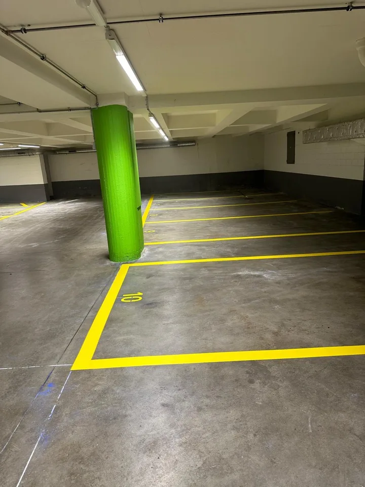 Places de stationnement centrales au cœur du Seefeld de Zurich