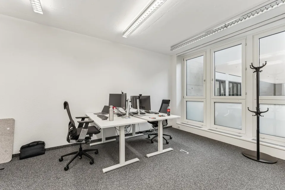 Stadthof Sursee - Bureau Idéal 36 m² dans un Bâtiment Commercial Moderne