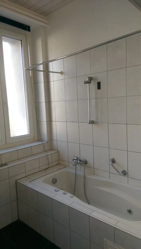 Prächtiges, helles Loft, kürzlich renoviert! – Foto 7 von 9