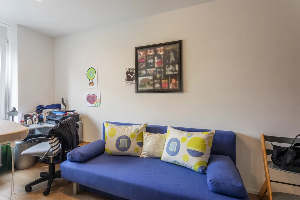 4.5 Zimmer im 1. Stock mit Tiefgaragenplatz – Foto 8 von 11