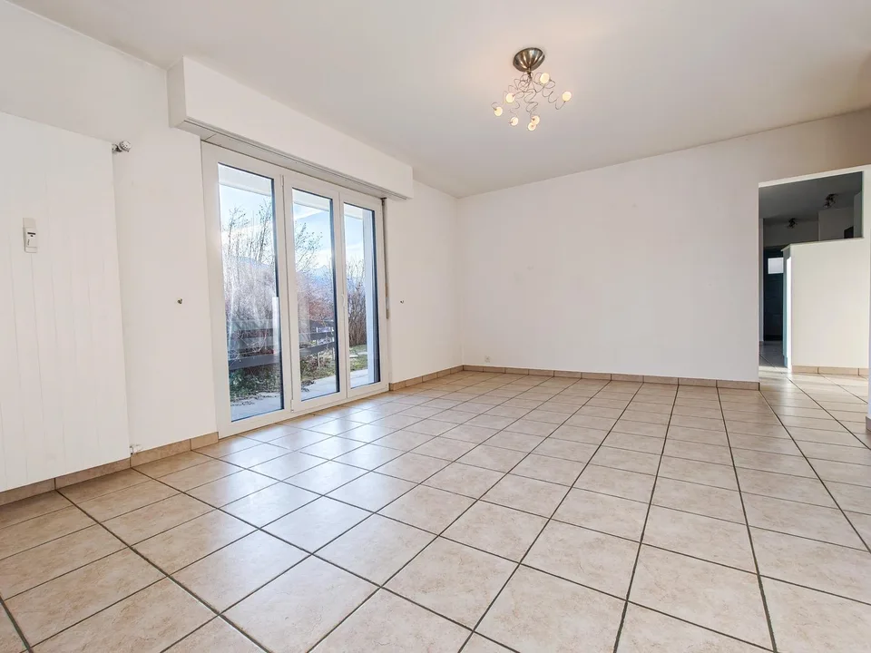 Ampio appartamento di 3,5 locali di 100 m² con giardino ? Vicino a Crans-Montana