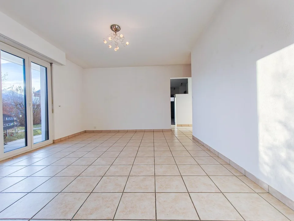 Grand 3,5 Pièces de 100 m² avec Jardin ? Proche de Crans-Montana