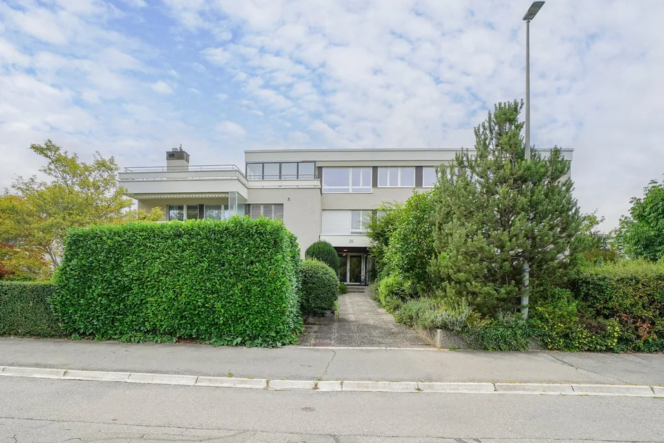 Exklusive Attika-Residenz mit 133 m² Südterrasse & hochwertiger Totalsanierung in Muri bei Bern – Foto 15 von 15
