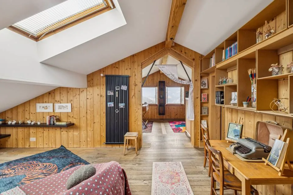 Zweite Wohnstätte oder Coworking-Bereich, ein Projekt mit vielfältigen Möglichkeiten – Foto 6 von 12
