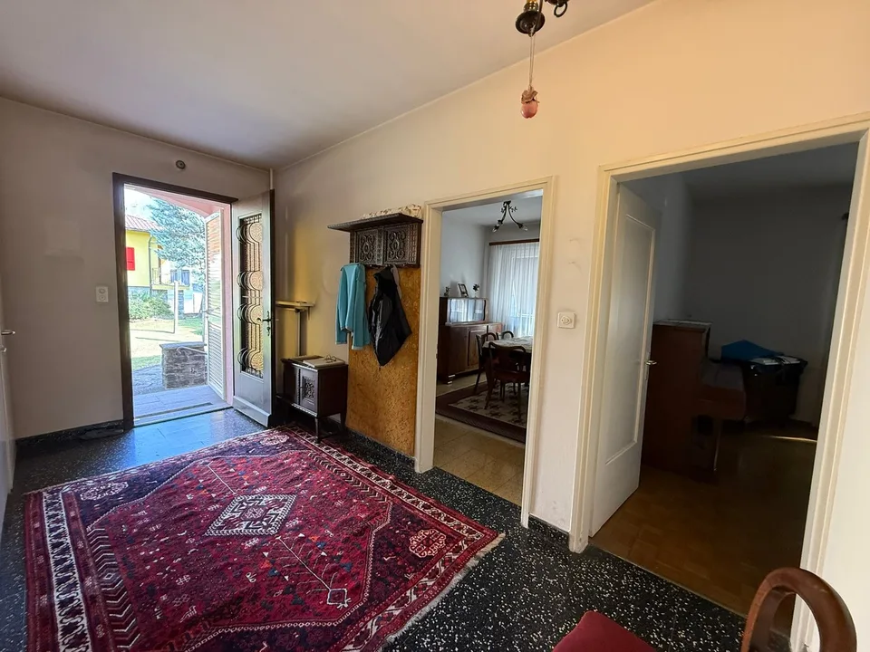 Maison bifamiliale, grand terrain, situation bien desservie – photo 6 sur 19