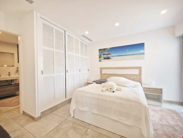 Villa da sogno sulla prima linea di mare a Cala Murada – foto 10 di 17