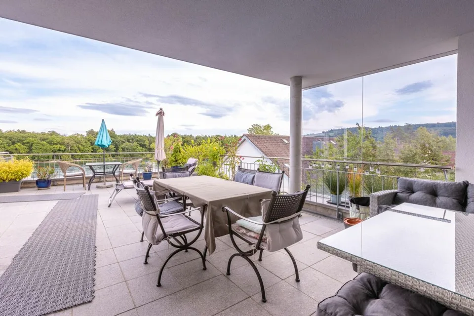 Appartamento esclusivo di 5,5 locali con terrazza - vista premium sul Reno a Büsingen am Hochrhein